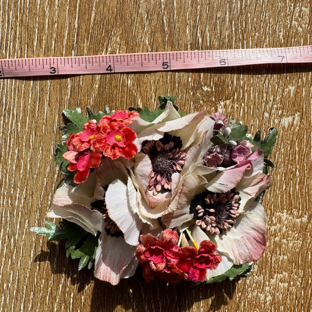 Floral Hair Clip with Red and Cream Flowers
